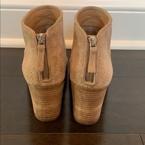 Franco Sarto Shoes - Franco Sarto Fall Booties Size 7M Franco Sarto Shoes - Franco Sarto Fall Booties Size 7M